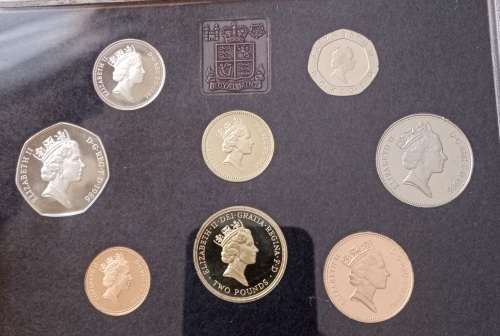 Beautiful 1986 British Royal Mint proof set