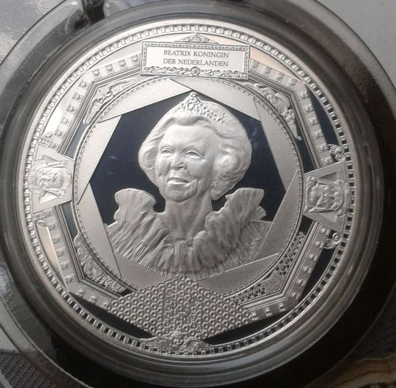 2011 Netherlands proof silver 5 Euro in folder (100th Anniversary of The Royal Dutch Mint)