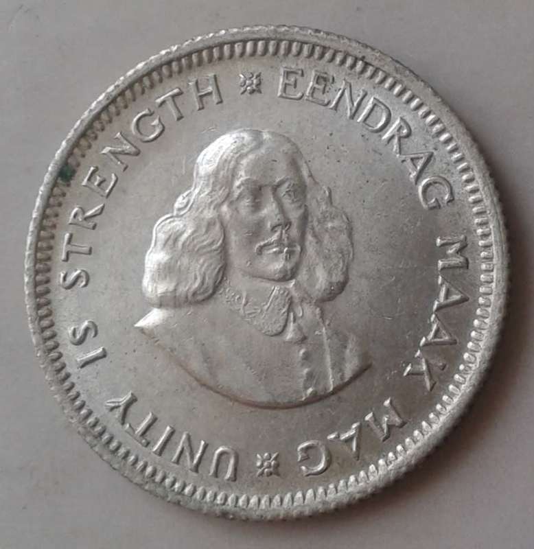 Uncirculated 1962 van Riebeeck silver 5c