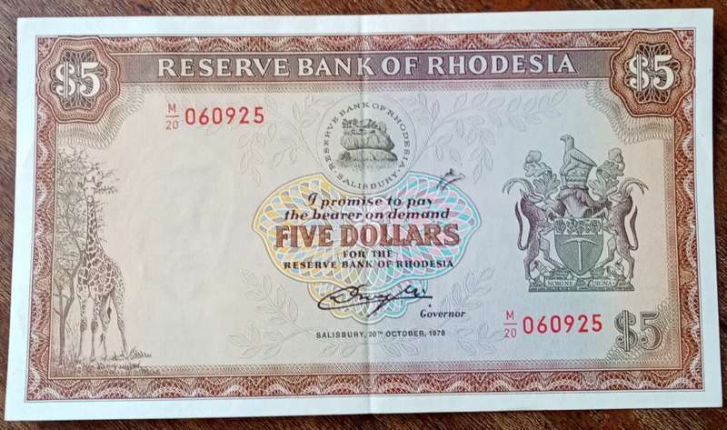 Higher grade 1978 Rhodesia $5 in XF+