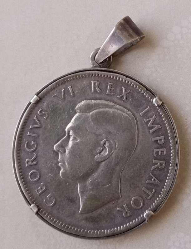 1940 Union silver 2 1/2 Shillings coin pendant
