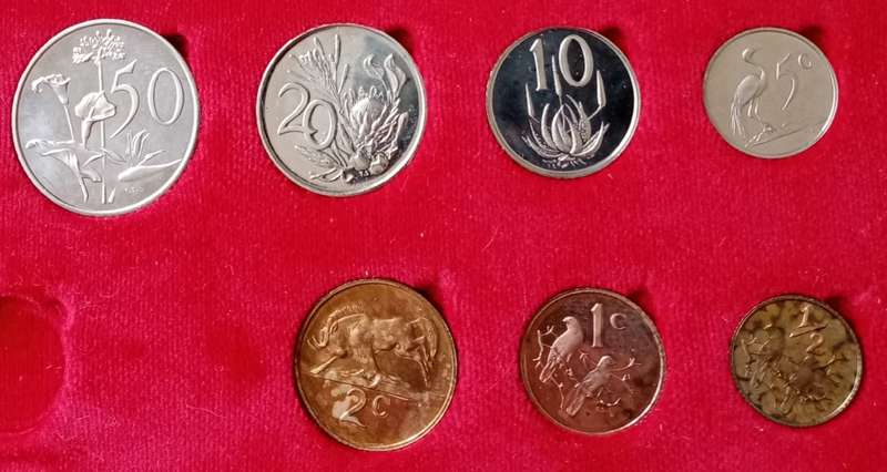 Partial 1970 proof set in red box (50c-1/2c)