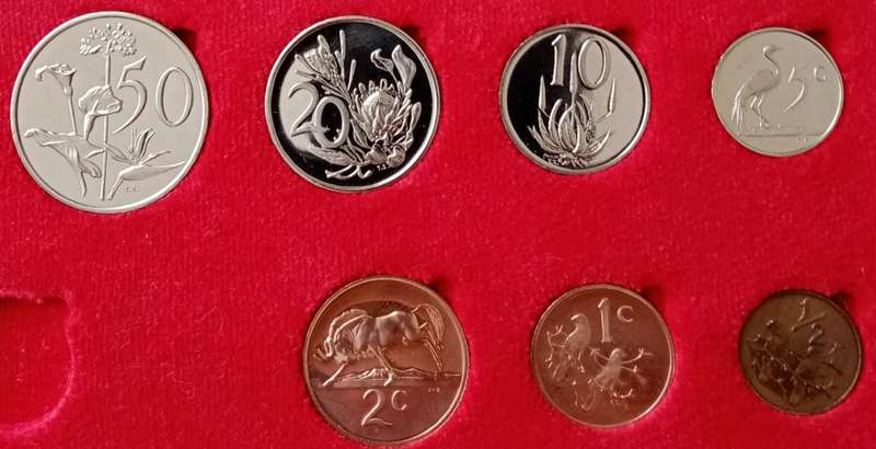 Partial 1972 proof set in red box (50c-1/2c)