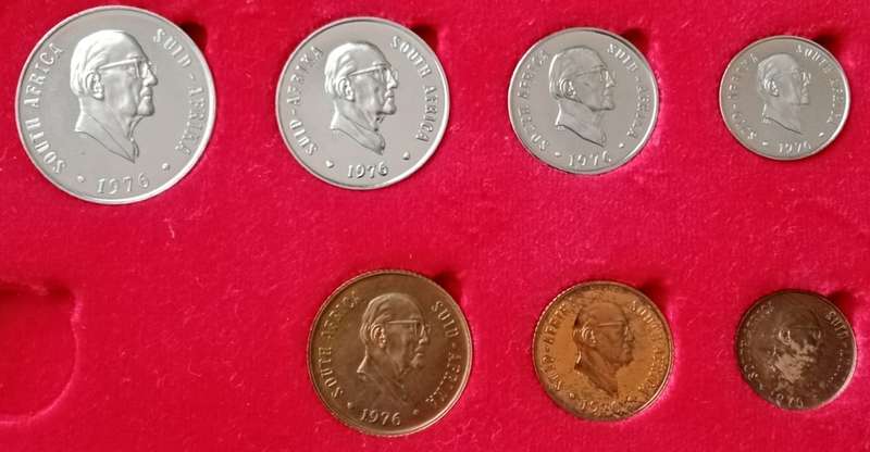 Partial 1976 proof set in red box (50c-1/2c) `Pres.Fouche`