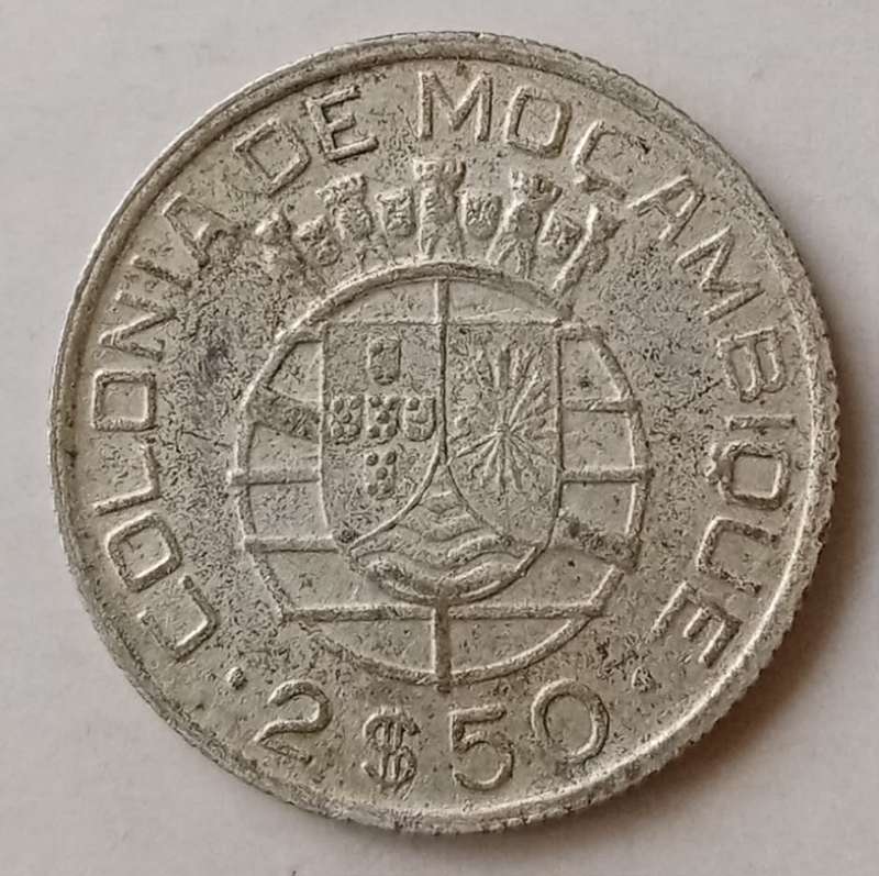 1951 Mozambique silver 2 1/2 Escudos