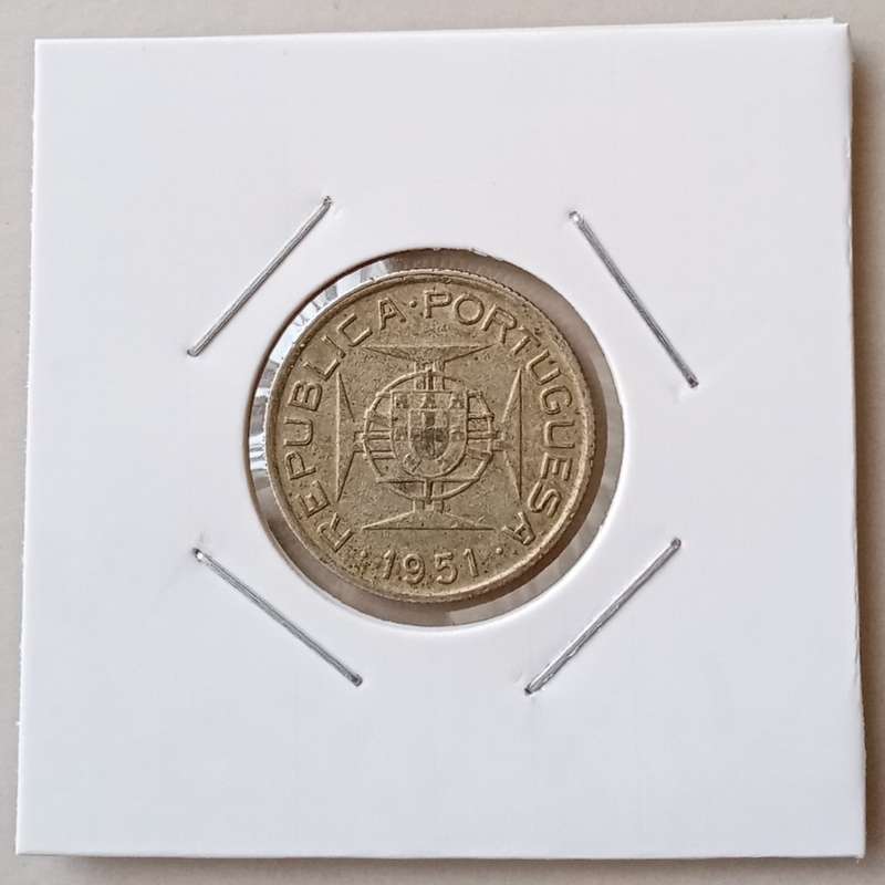 1951 Mozambique silver 2 1/2 Escudos