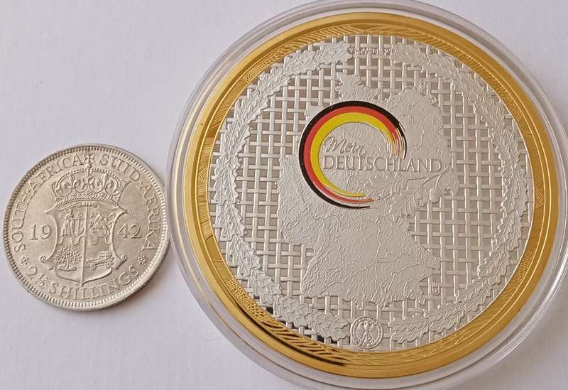 Large 70mm encapsulated German silver/gold plated proof medal incl.certificate (Bavaria)