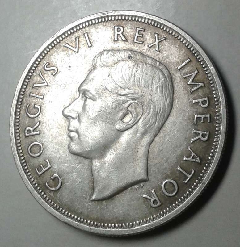 High grade 1947 union silver 5 Shillings with obverse die crack