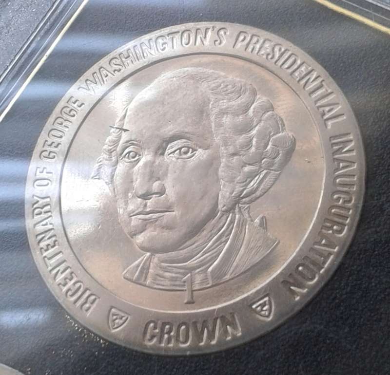 1989 Isle of Man bicentenary of George Washington`s Inauguration unc crown set in case