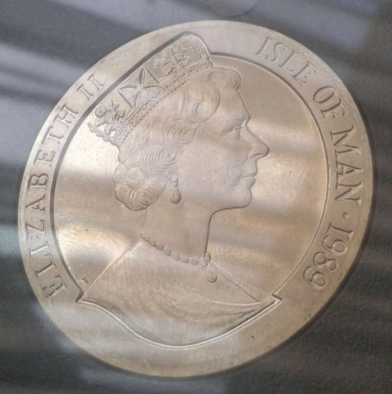 1989 Isle of Man bicentenary of George Washington`s Inauguration unc crown set in case