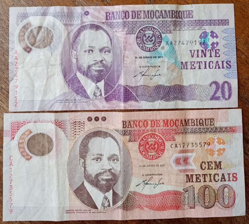 2011 Mozambique 20/100 Meticais note set (Polymer)