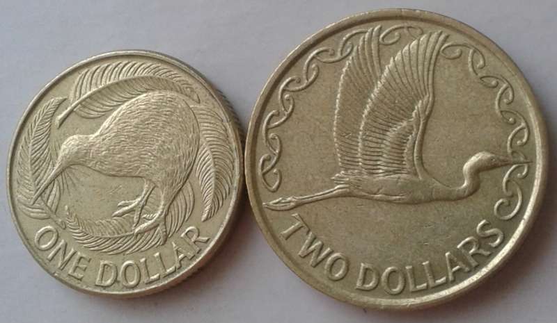 1990 New Zealand one and two dollars set