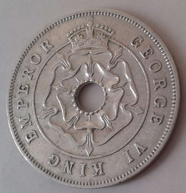 Scarcer 1938 Southern Rhodesia penny (Mintage 240000)