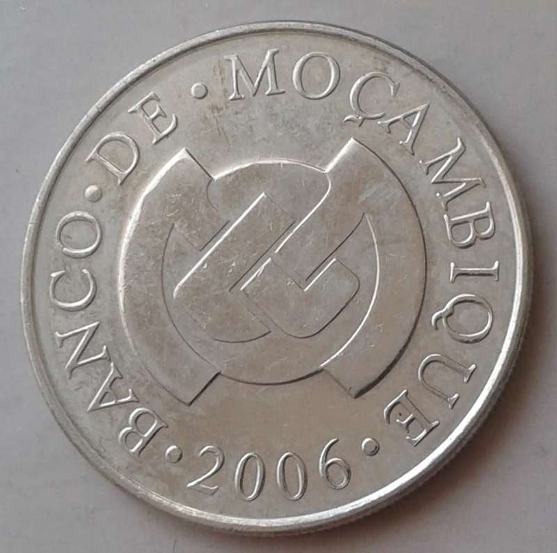 Higher grade 2006 Mozambique 5 Meticais