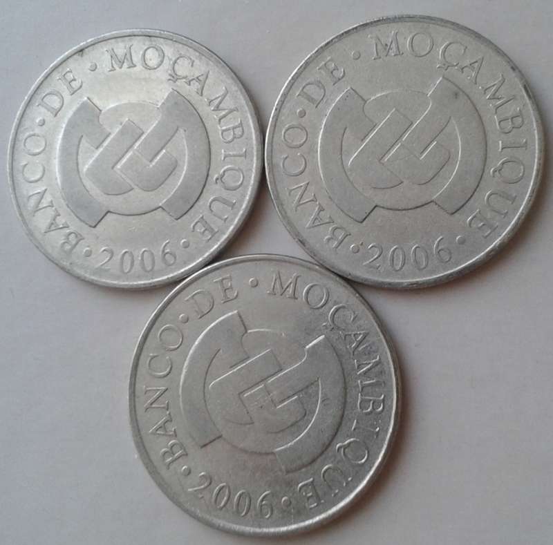 2006 Mozambique 5 Meticais x3