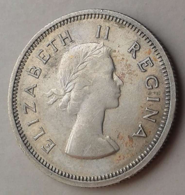 Nice 1953 union silver shilling