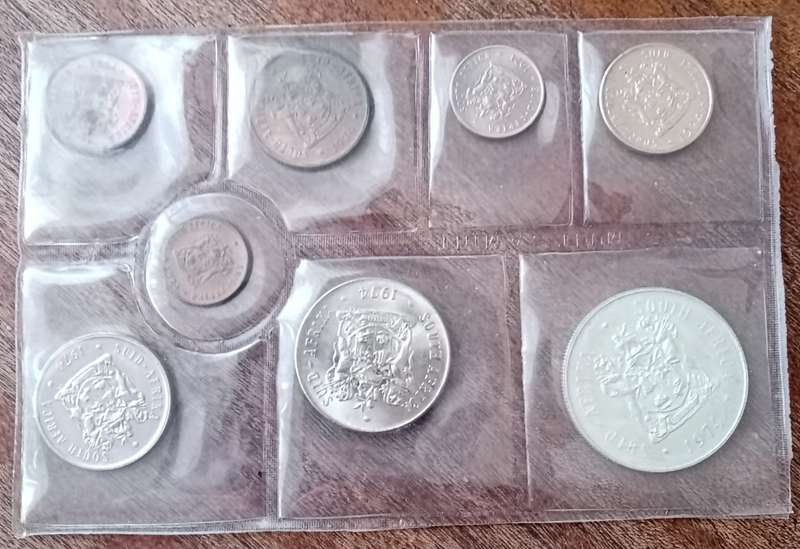 1974 Republic uncirculated Mint pack (R1-1/2c) incl.silver R1