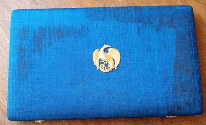 Royal Thai Mint uncirculated 34 coin set in blue case incl.2 silver coins