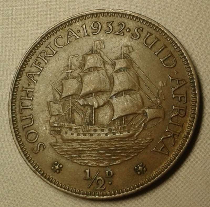 1932 Union 1/2 penny in XF+ (lower mintage)