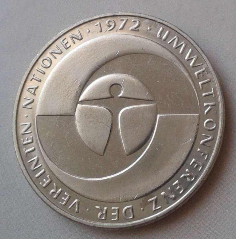1982 German uncirculated 5 Mark with certificate