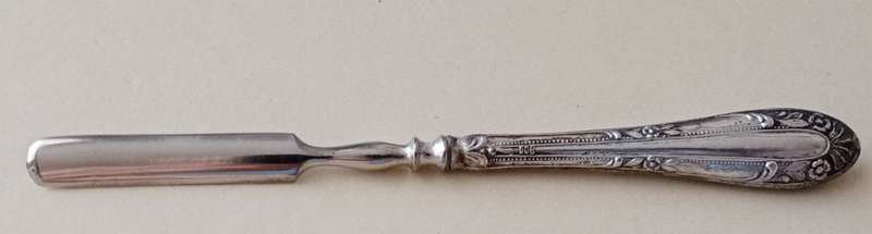 Vintage silver handled cuticle pusher
