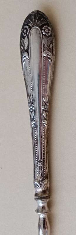 Vintage silver handled cuticle pusher