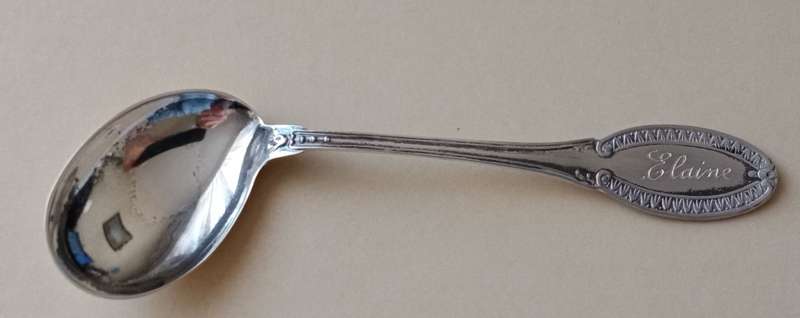 Nice vintage silver baby feeding spoon inscribed Elaine