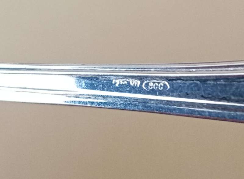 Nice vintage silver baby feeding spoon inscribed Elaine