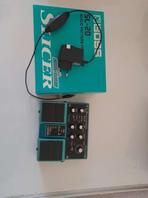 Boss SL-20 Slicer Audio Pattern Processor with PSU