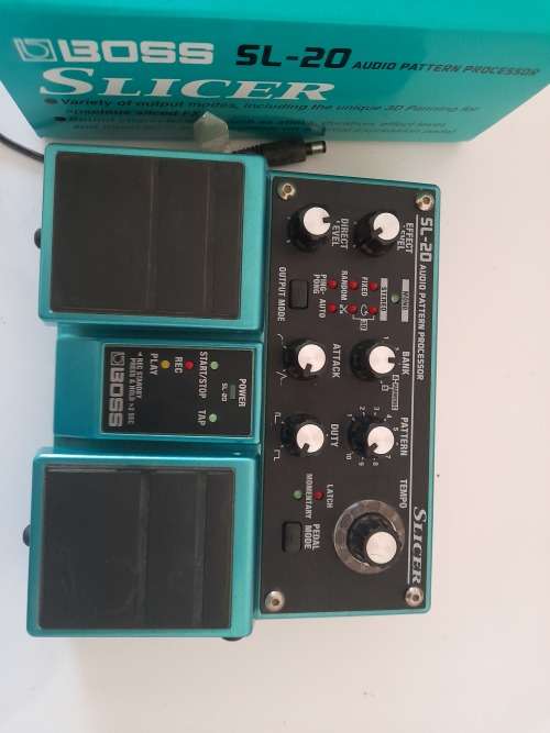 Boss SL-20 Slicer Audio Pattern Processor with PSU