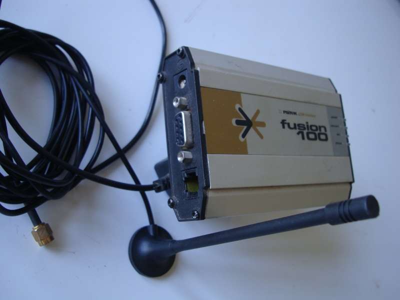 Psitek Fusion 100 GSM Interface Premicell Cellphone Router with external antenna