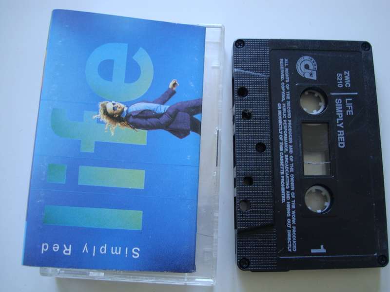 Simply red - Life Tape Cassette