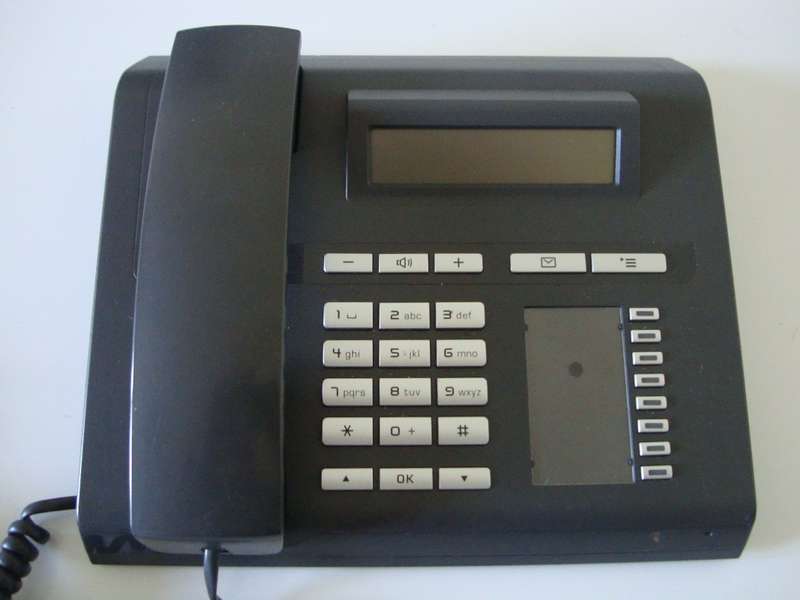Siemens Openstage 15 HFA telephone REFURBISHED
