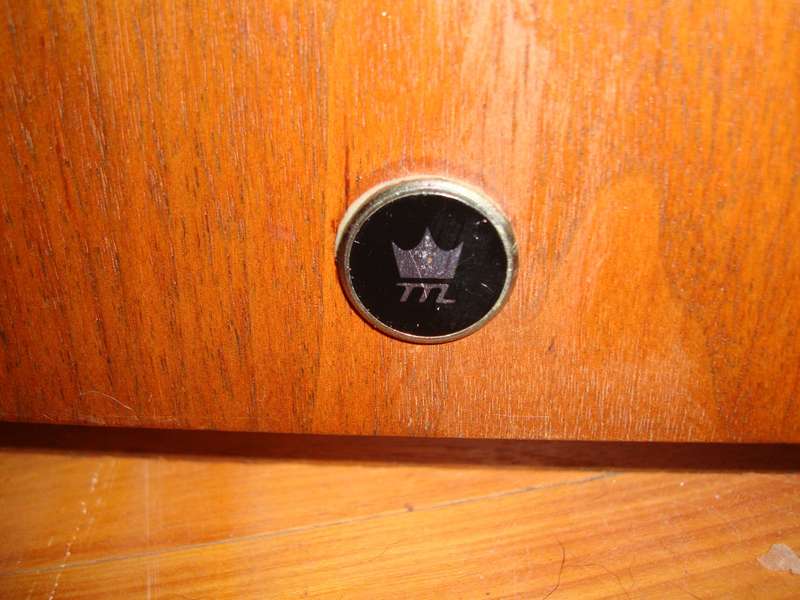 Vintage / Mid-Century Speaker Cabinets