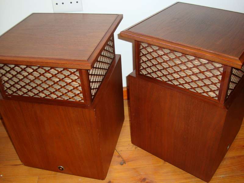 Vintage / Mid-Century Speaker Cabinets