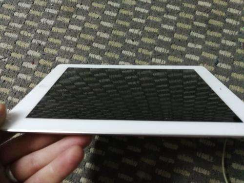 Working Apple iPad 2
