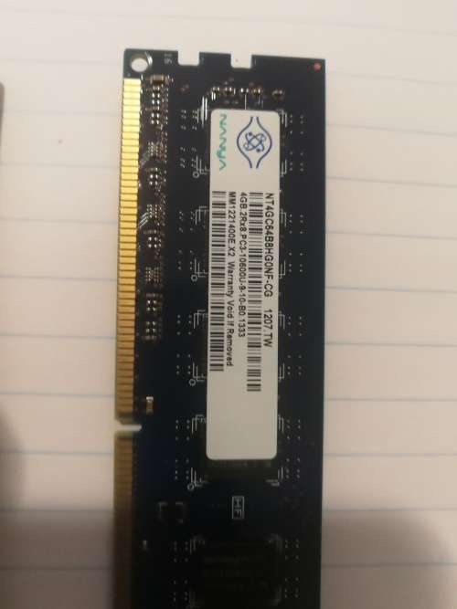 2 x 4GB DDR3 RAM