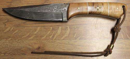 BRAND NEW HANDMADE LARGE DAMASCUS BLADE HUNTING KNIFE