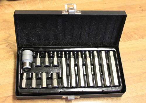 BRAND NEW YATO PROFESSIONAL MECHANICS TOOLS - ALLEN KEYS & 1/2 INCH DRIVE SOCKET SET