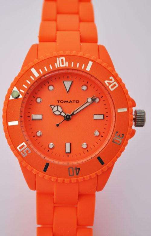 *Brand New* Tomato Ladies Orange Sports Watch with luminous markers T564110 *STUNNING WATCH*