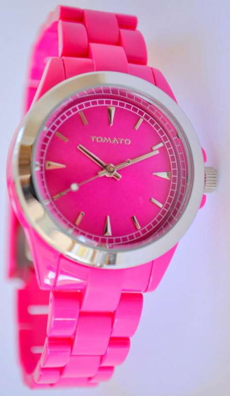 *Brand New* Tomato Ladies Pink Plastic Watch with Silver Bezel and Pink Dial T664122