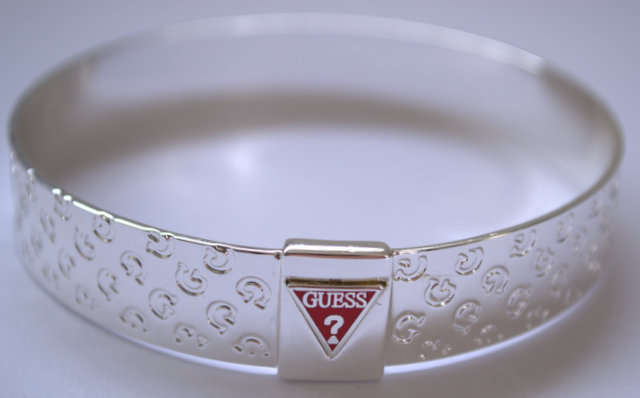 *Brand New* Guess Ladies Silver Bangle with "G" design and Guess Logo *Stunning*