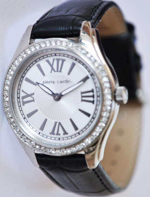 BRAND NEW Pierre Cardin Ladies Black Leather Watch Round Dial with crystals**Beautiful Timepiece**