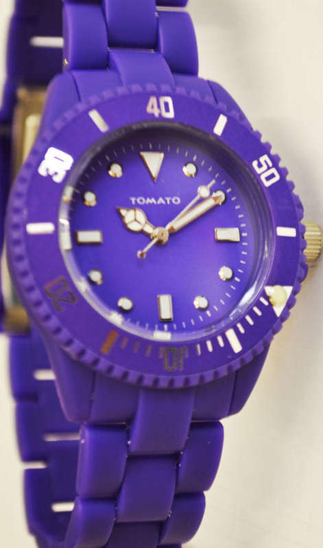BRAND NEW TOMATO LADIES PURPLE WATCH WITH WHITE ACCENTS  GLOW IN THE DARK MARKERS T564111