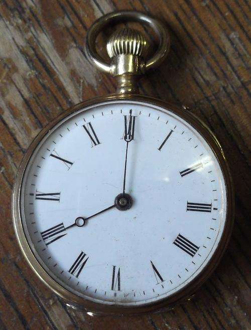 14ct Gold case Cylinder 10 Rubine ladies pocket watch.
