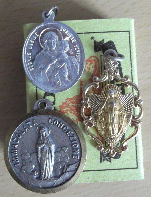 Lot of 3 Catholic charms/pendants from Italy, as per photos