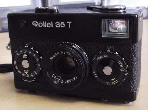 Highly collectable Rollei 35T camera, great condition, Carl Zeis Tesslar lens, in original bag.