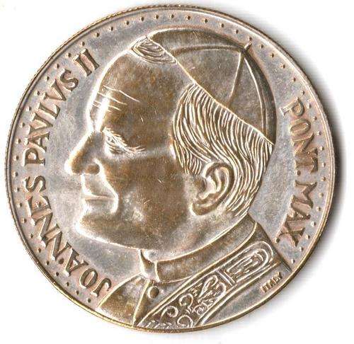 Pope John Paul II Vatican medallion Pieta - Mary cradling Jesus