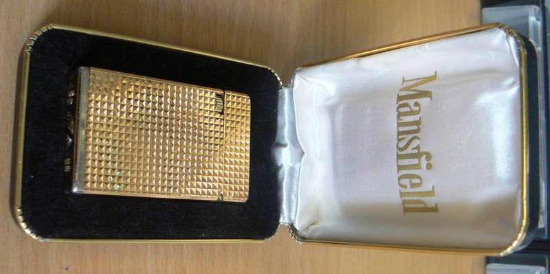 Vintage Sylvia 150 Butane lighter in Mansfield box - not working
