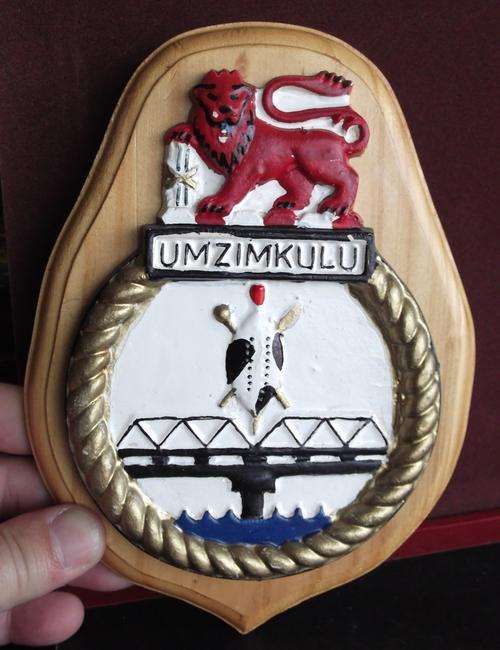 SA Navy, river-class minehunter Umzimkulu plaque, plaster of paris - as per photo